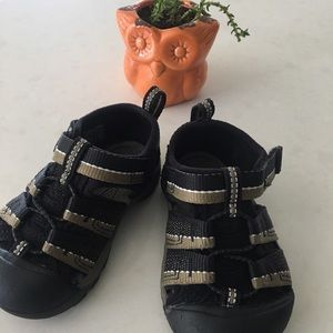 Keen Infant/ US 5/ Newport